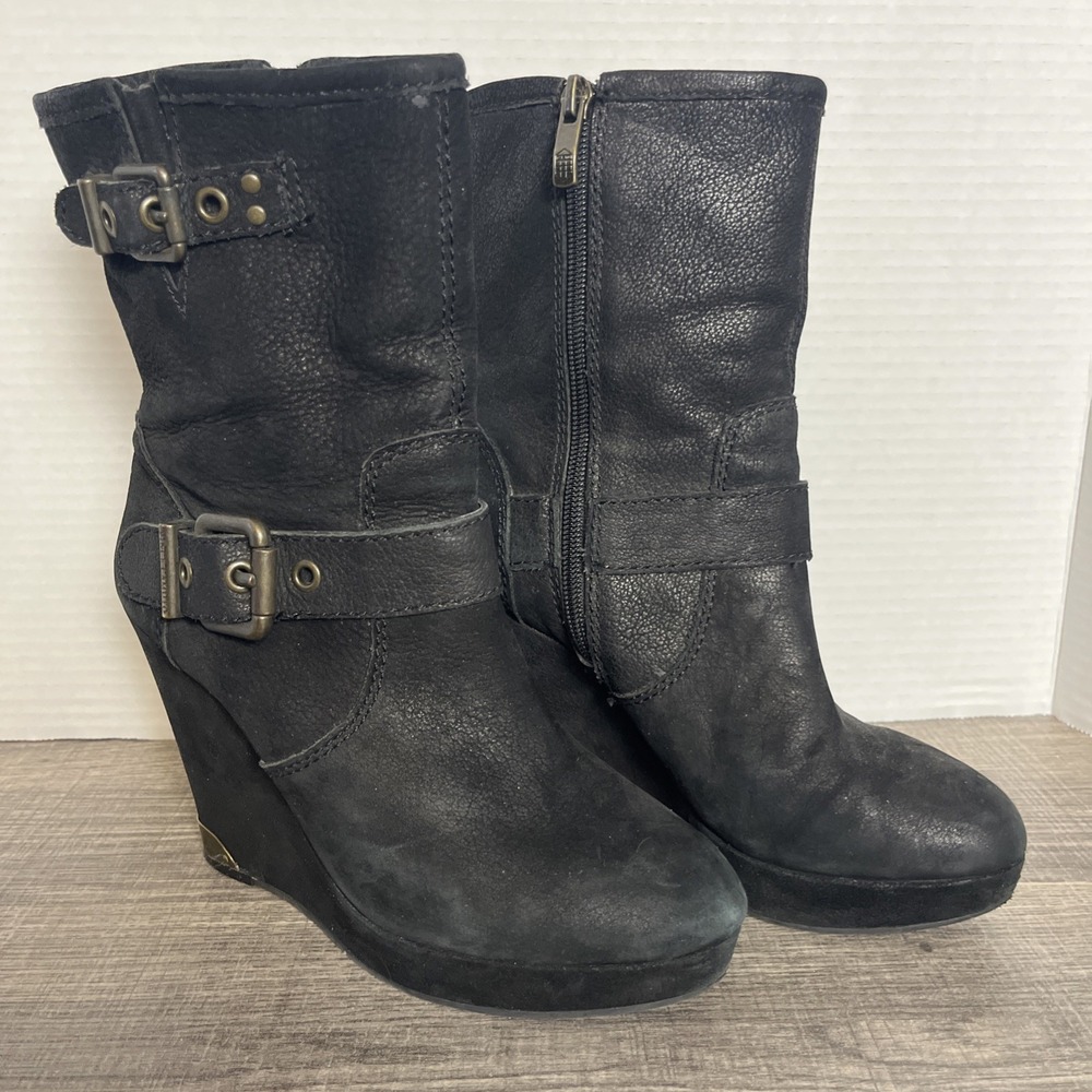Vince Camuto Kenzo Leather Boots Size 6.5M Black Wedge Moto Rustic Ankle Bootie